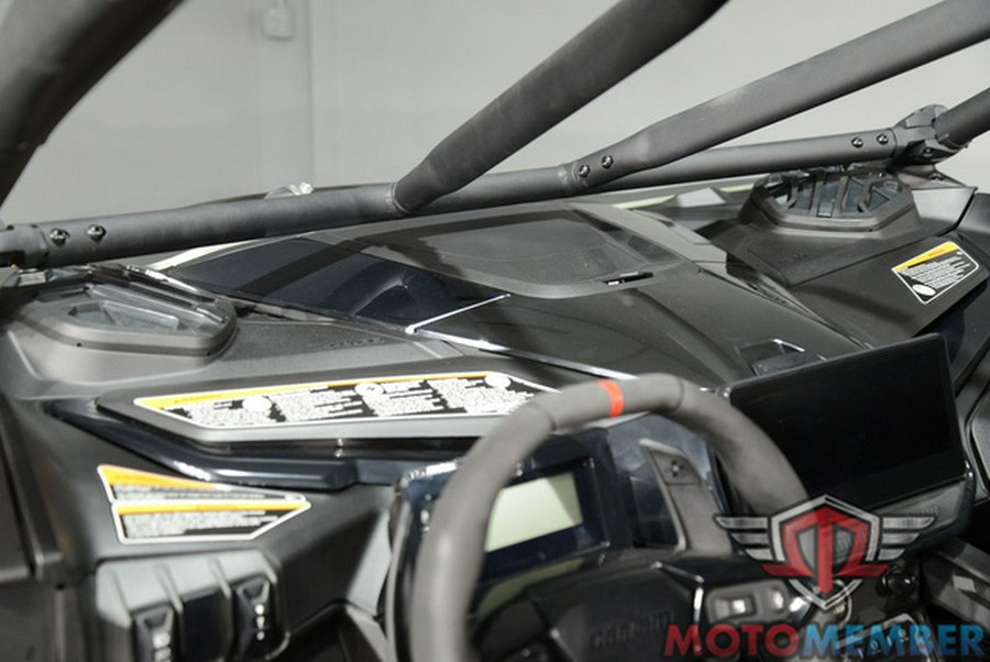 2026 Can-Am Maverick R X Rc