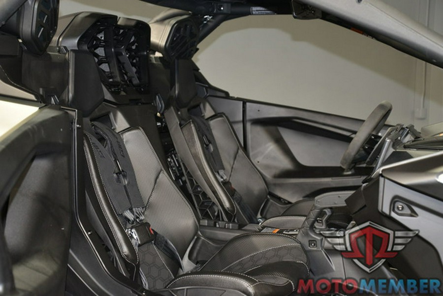 2026 Can-Am Maverick R X Rc