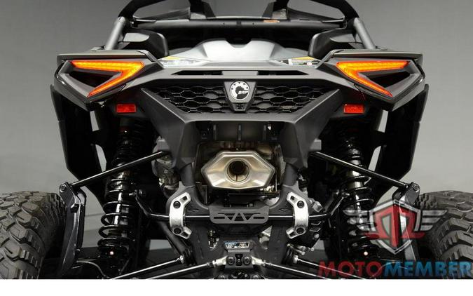 2026 Can-Am Maverick R X rc