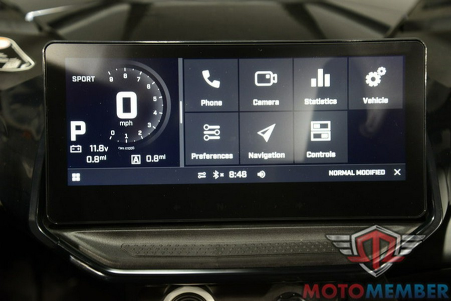 2026 Can-Am Maverick R X Rc