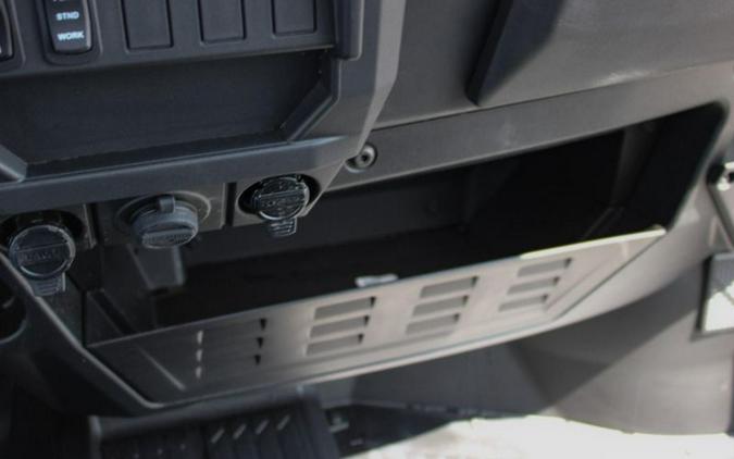 New 2026 POLARIS RANGER CREW XP 1000 TEXAS EDITION