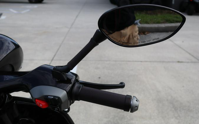 2026 Vespa 946 Horse