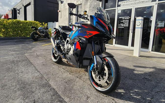 2026 BMW M 1000 XR