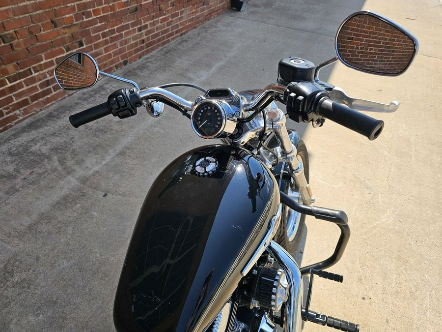 2014 Harley-Davidson Sportster® 1200 Custom