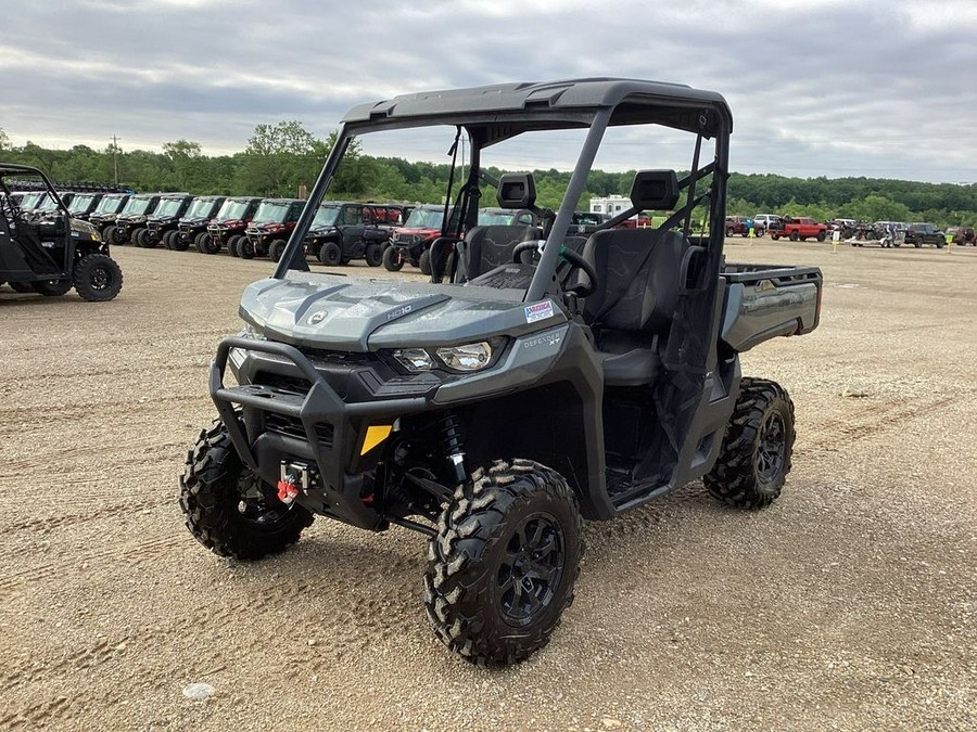2024 Can-Am Defender XT HD10
