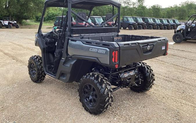 2024 Can-Am Defender XT HD10