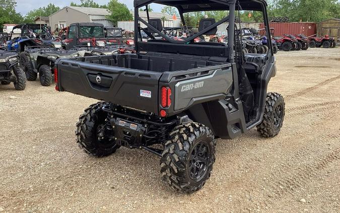 2024 Can-Am Defender XT HD10
