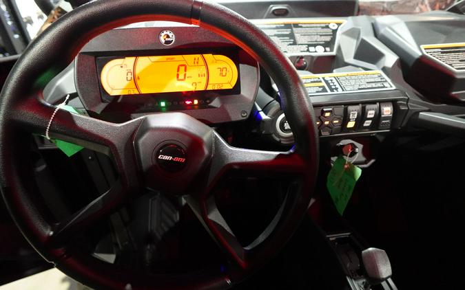 2026 Can-Am Commander MAX X MR