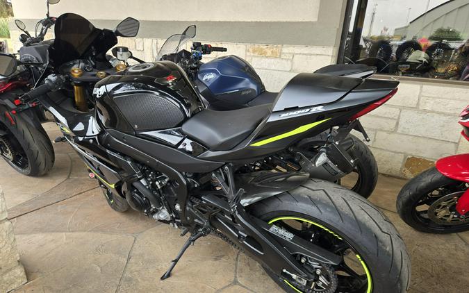 2023 SUZUKI GSX-R1000R CA