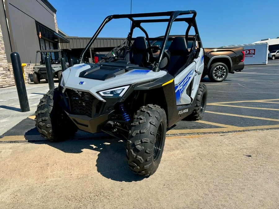 2026 Polaris RZR 200 EFI
