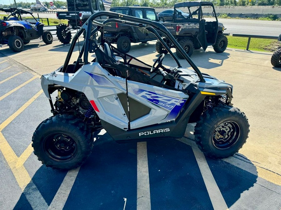 2026 Polaris RZR 200 EFI