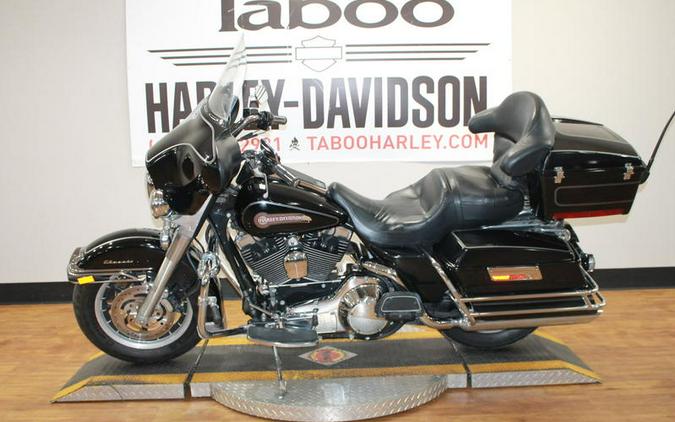 2006 Harley-Davidson® FLHTCI - Electra Glide® Classic