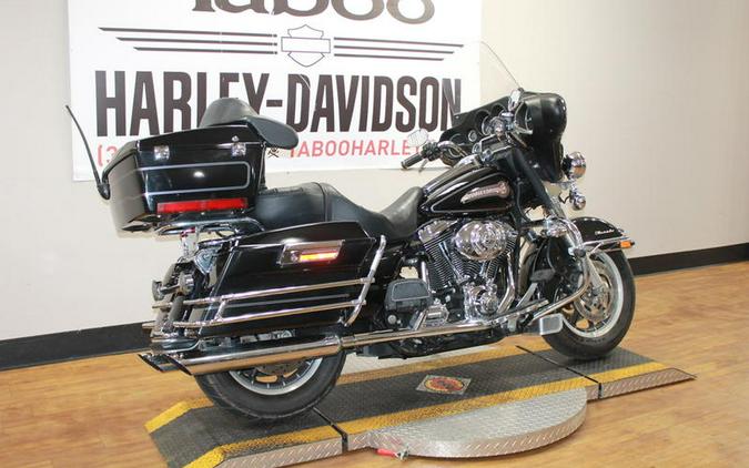 2006 Harley-Davidson® FLHTCI - Electra Glide® Classic