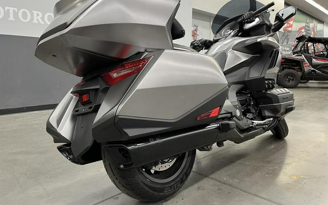 2018 Honda® Gold Wing Matte Majestic Silver