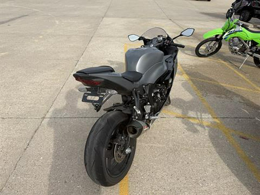 2025 Kawasaki Ninja ZX-6R ABS