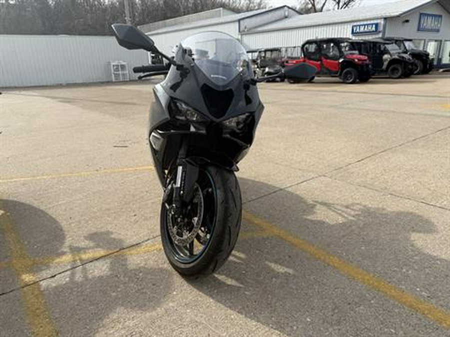 2025 Kawasaki Ninja ZX-6R ABS