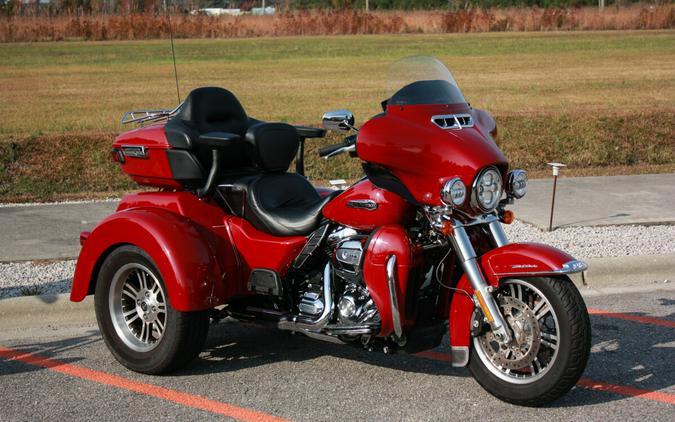 2021 Harley-Davidson® FLHTCUTG Tri Glide® Ultra