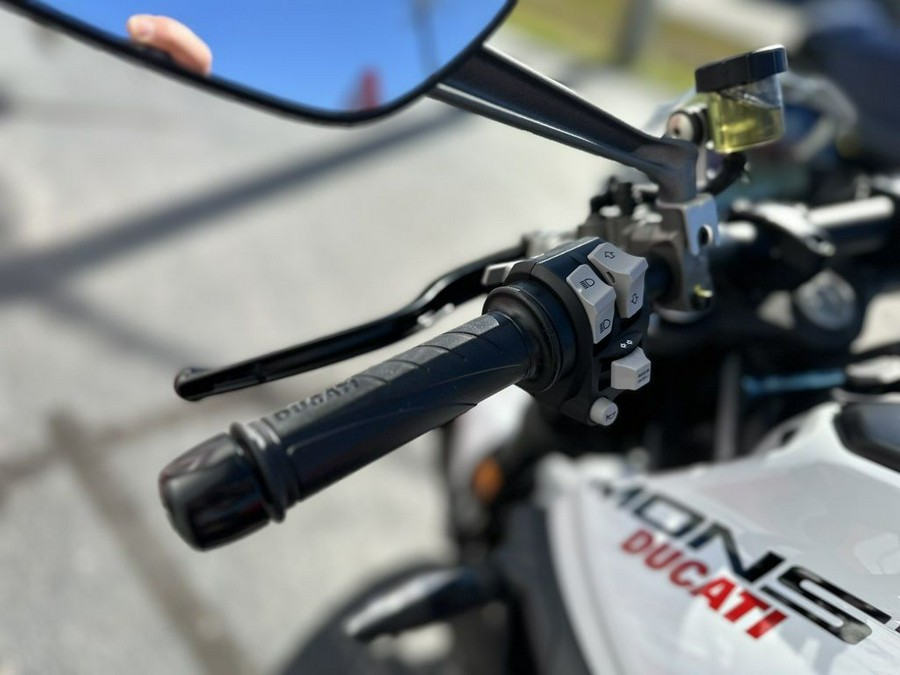 2025 Ducati Monster Plus Iceberg White - 009758