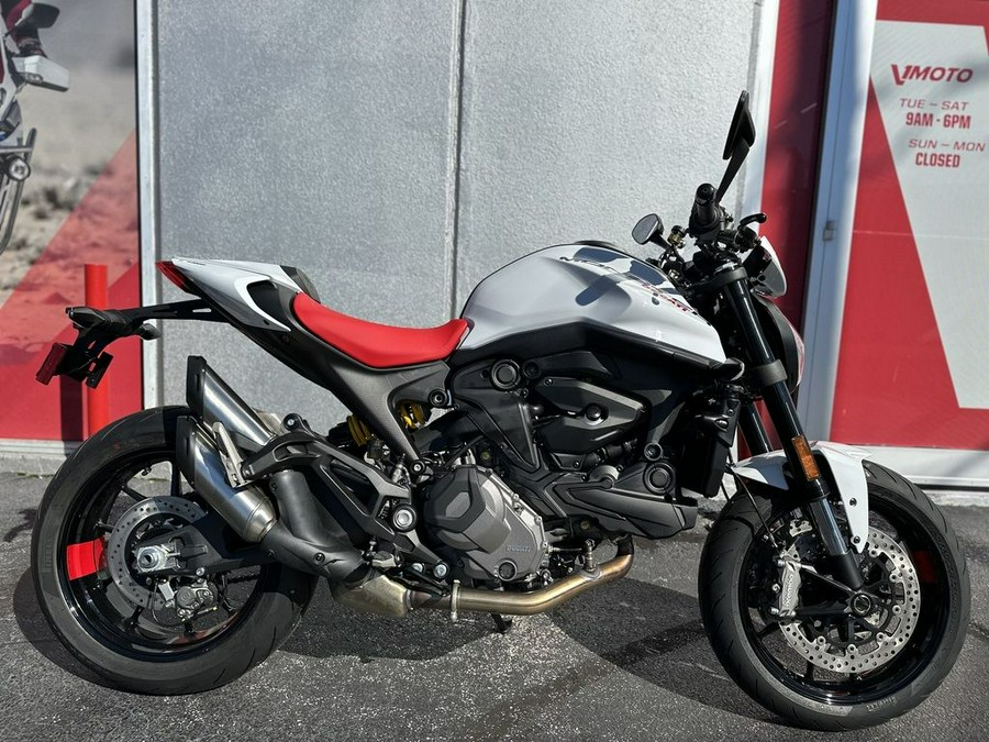 2025 Ducati Monster Plus Iceberg White - 009758