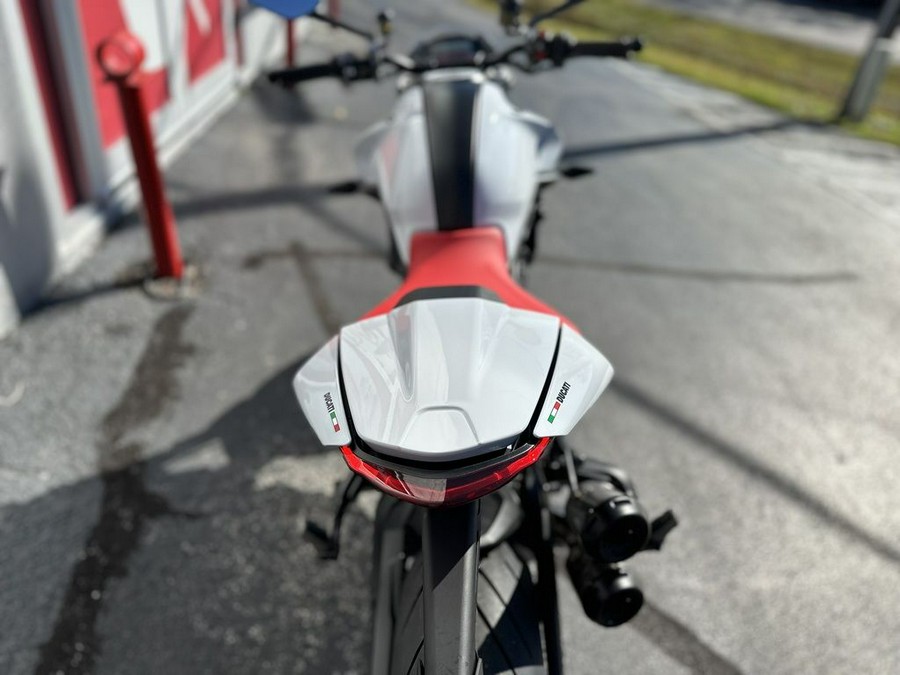 2025 Ducati Monster Plus Iceberg White - 009758
