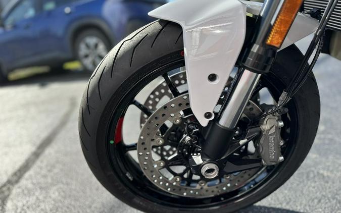 2025 Ducati Monster Plus Iceberg White - 009758