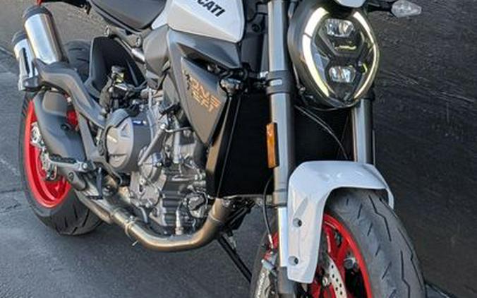 New 2027 DUCATI MONSTER 896+