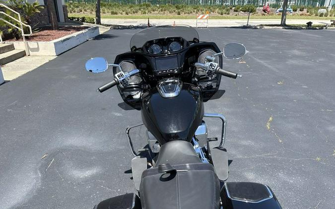 2026 Indian Challenger Limited 112 W/Powerband Audio Black Metallic