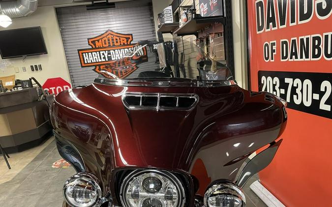 2018 Harley-Davidson® FLHTKL - Ultra Limited Low