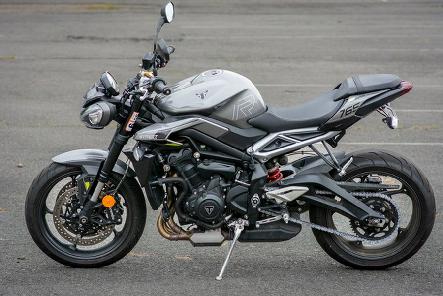 2024 Triumph Street Triple 765 R Silver Ice