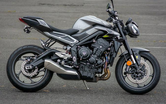 2024 Triumph Street Triple 765 R Silver Ice