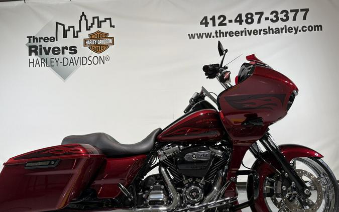 2017 Harley-Davidson® Road Glide® Special Hard Candy Custom™ Hot Rod Red Flake