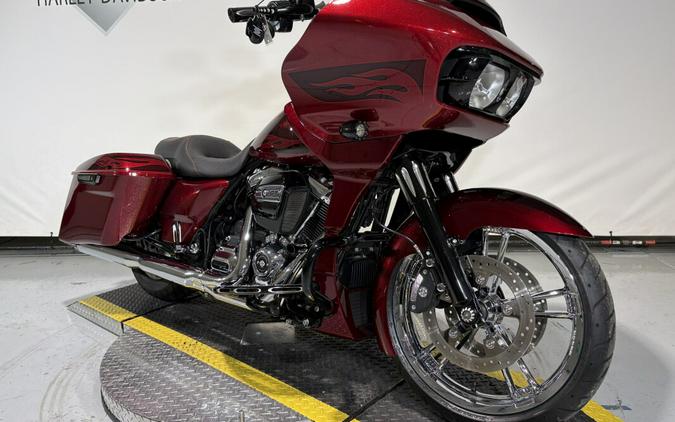 2017 Harley-Davidson® Road Glide® Special Hard Candy Custom™ Hot Rod Red Flake
