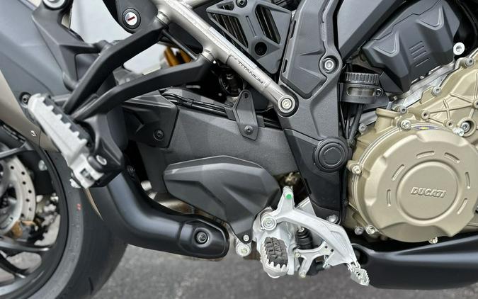 2025 Ducati Multistrada V4 Rs