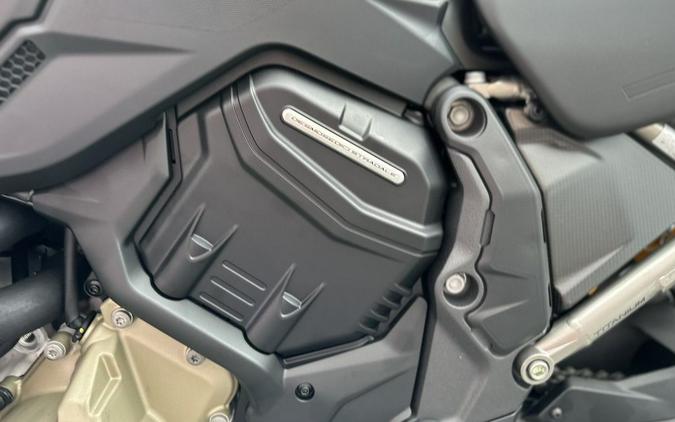 2025 Ducati Multistrada V4 Rs