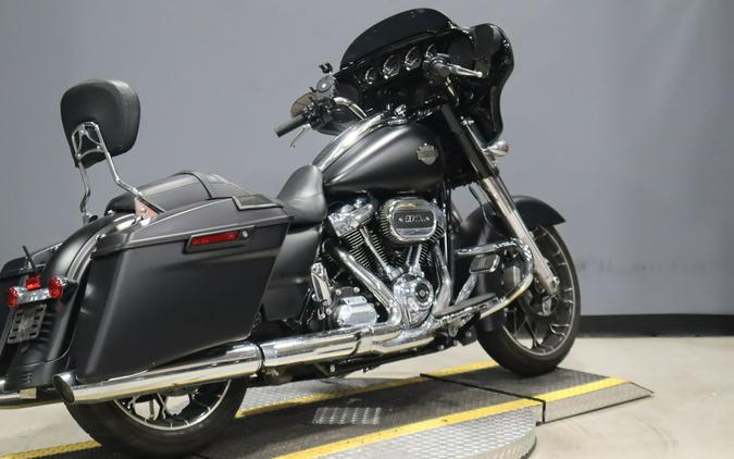 2022 Harley-Davidson Street Glide Special Black Denim