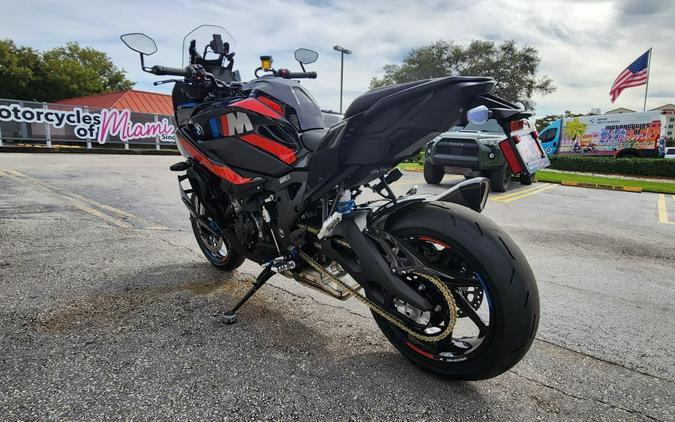 2026 BMW M 1000 XR