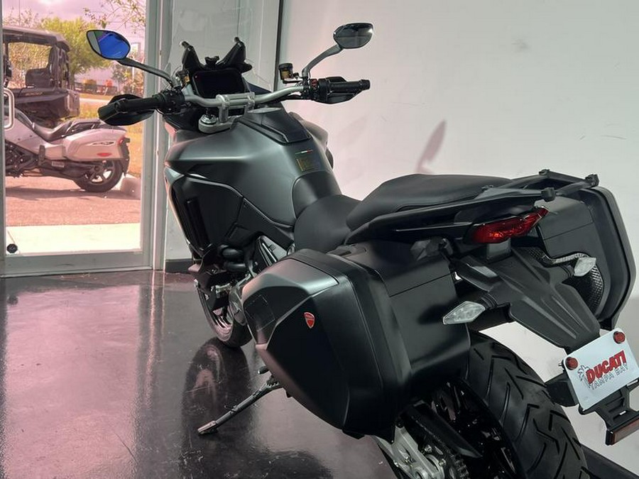 2023 Ducati Multistrada V4S Aviator Grey - Alloy Wheels