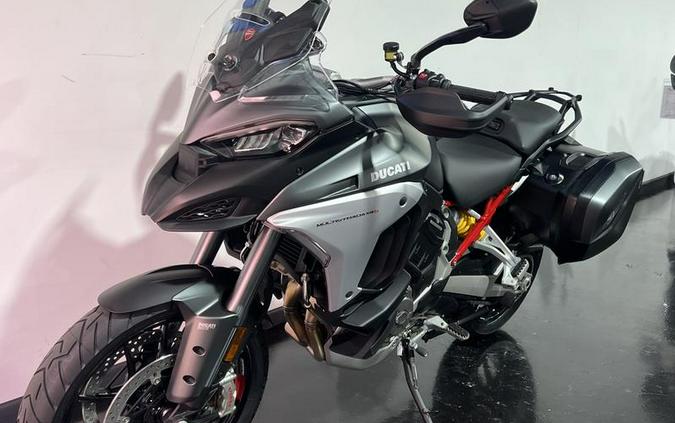 2023 Ducati Multistrada V4S Aviator Grey - Alloy Wheels