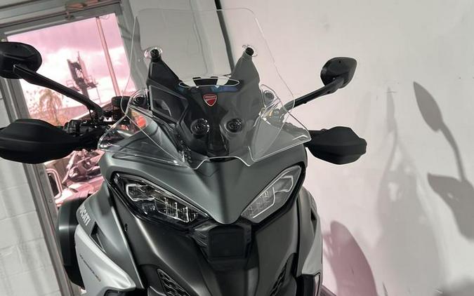 2023 Ducati Multistrada V4S Aviator Grey - Alloy Wheels