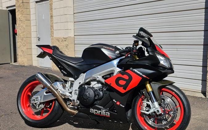 2017 Aprilia RSV4 RR ABS