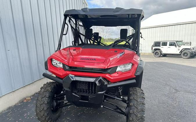 2024 Honda® Pioneer 1000-6 Deluxe Crew