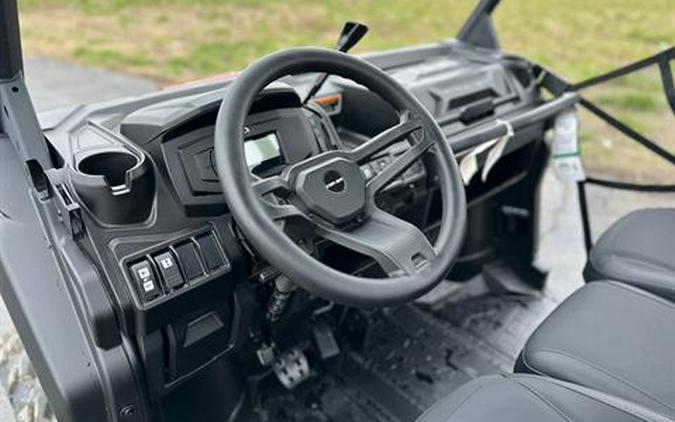 2024 Can-Am Defender XT HD10