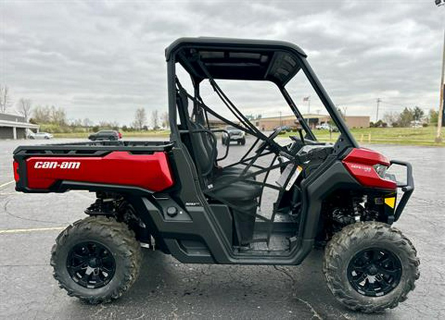 2024 Can-Am Defender XT HD10