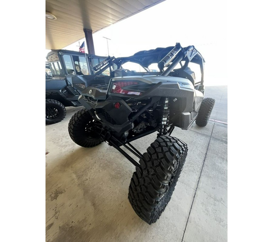 2026 Can-Am Maverick X3 X rc TURBO RR 72