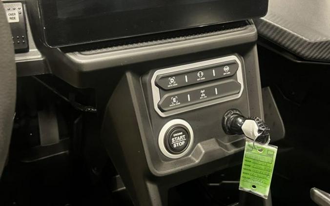 2026 Can-Am Maverick X3 X rc TURBO RR 72