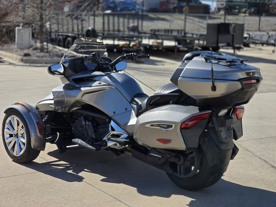 2017 Can-Am® Spyder® F3 Limited 6-Speed Semi-Automatic (SE6)