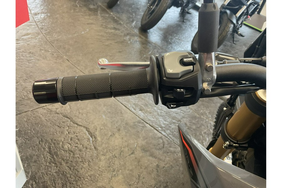 2025 DR-Z 4S Base - Suzuki