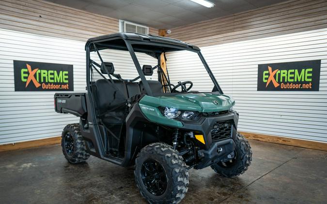 2025 Can-Am® Defender DPS HD7 Compass Green