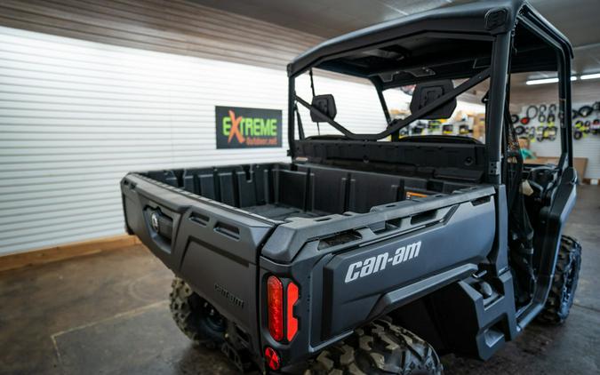 2025 Can-Am® Defender DPS HD7 Compass Green
