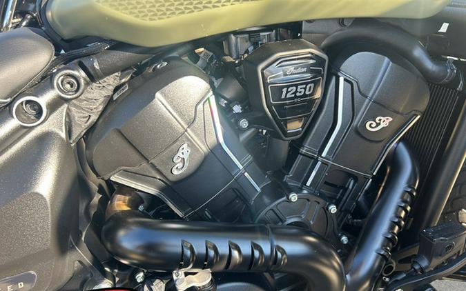 2026 Indian Scout Bobber Limited +Tech Moss Green Smoke